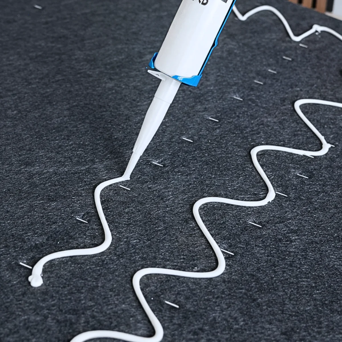 Slatted House Panel Mounting Adhesive – 310 ml